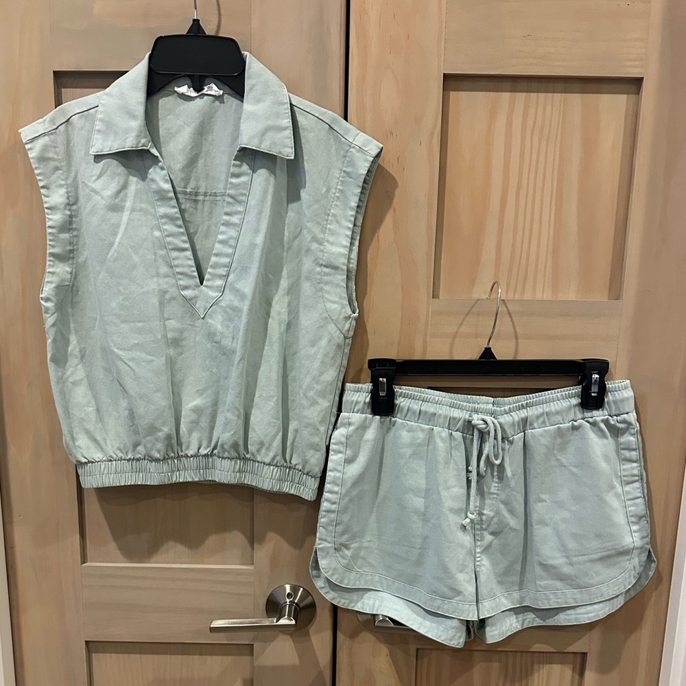 Double Zero Sage Green Top/Shorts Set for teens